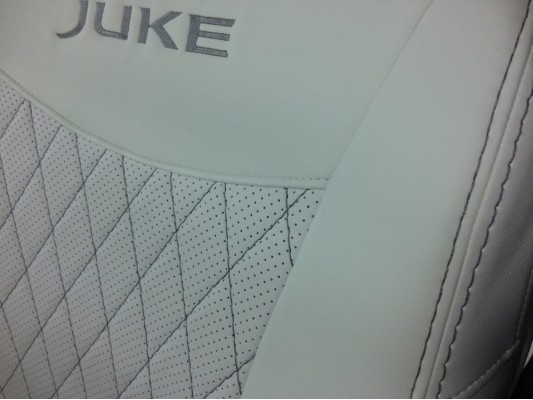 Авточехлы на Nissan Juke