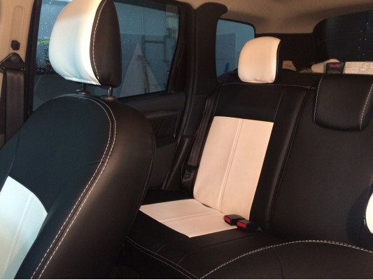 Авточехлы на Renault Duster