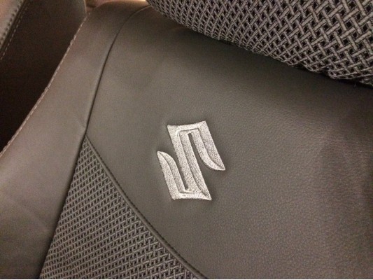 Авточехлы на Suzuki SX4