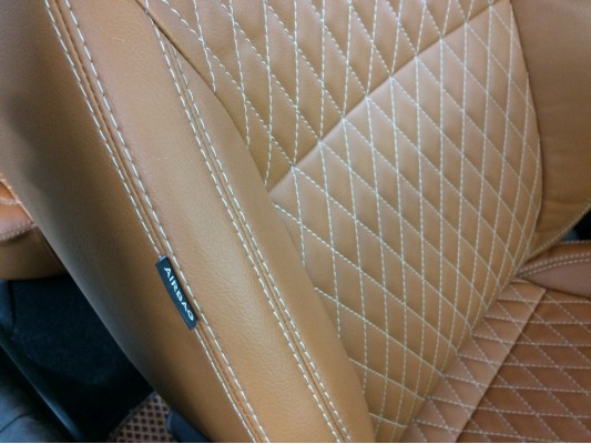 У вас другая модель авто? Каркасные авточехлы пошить сможем!